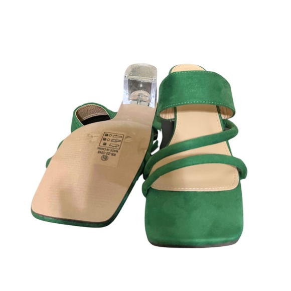 Green heels - Picture 2 of 2